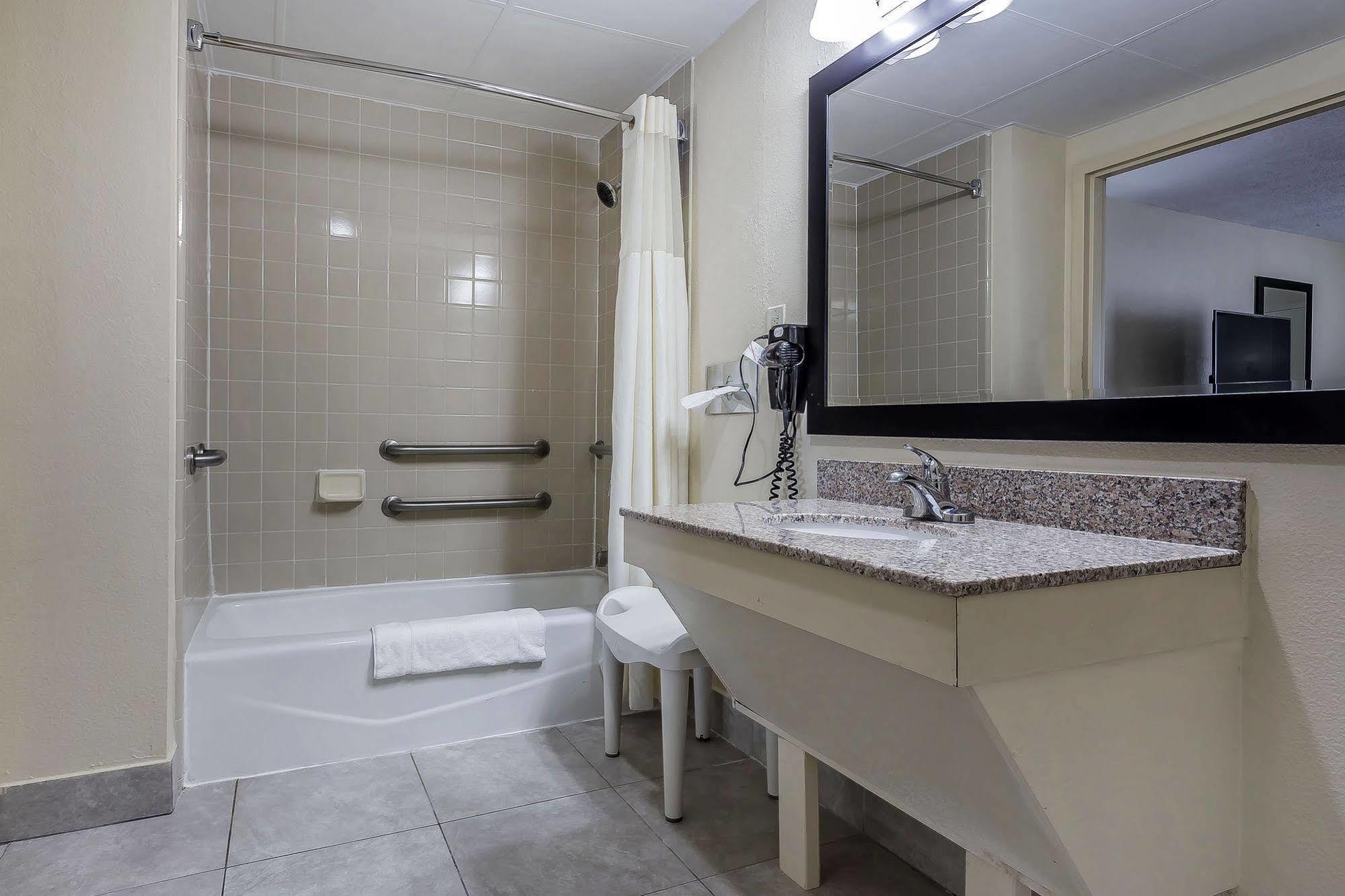 Quality Inn Aberdeen Εξωτερικό φωτογραφία